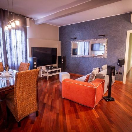 Апартаменты Cinematic Modern Flat, 100 Mt Da Ospedale Равенна Экстерьер фото